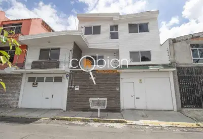 CASA EN VENTA A PIE DE CALLE ZONA GALERÍAS SERDAN