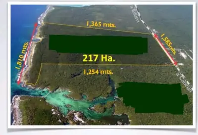 terreno con cenotes y gran frente en playa cerca de Tulum