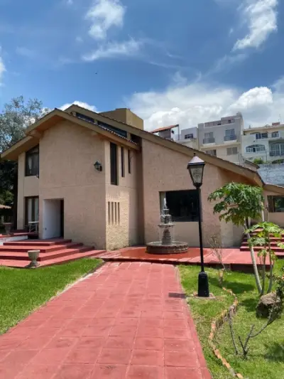 Casa en venta en Tlajomulco de Zúñiga - foto 2