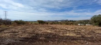terreno muy cerca de Granjas Merida e ITESM Temixco Morelos