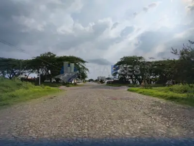 Terreno en venta en Villa de Alvarez - foto 2