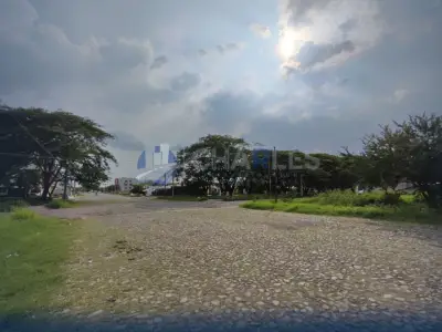 Terreno en venta en Villa de Alvarez - foto 3