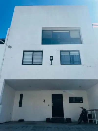 Casa cerca del Tec de Monterrey (Querétaro)