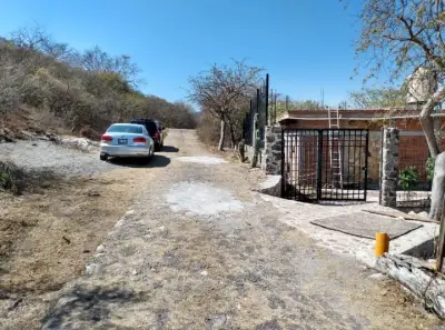 VENTA DE TERRENOS CON CLUB FUNCIONANDO