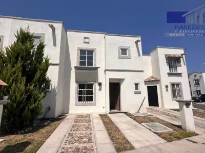 C105 Casa en venta en Puerta Verona