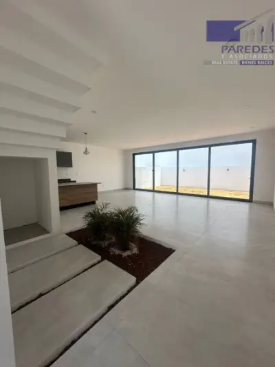 C154 Venta Casa nueva 3 recamaras Paseo del Parque Morelia