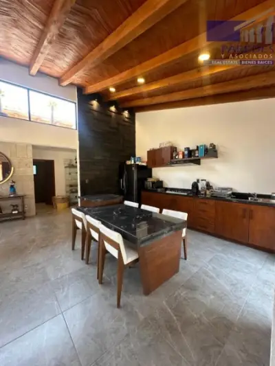 Casa en venta en Tzintzuntzan - foto 2