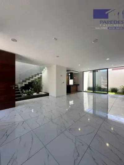 C158 Venta casa nueva 3 recamaras Cañadas del Bosque Moreli
