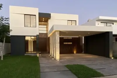 VENTA DE RESIDENCIA EN KOMCHEN YUC. ACABADOS DE LUJO