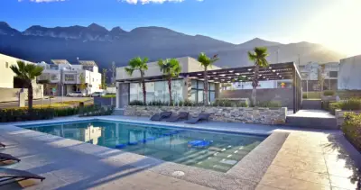Casa en venta en García - foto 3