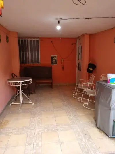 PRECIO TOTALMENTE NEGOCIABLE