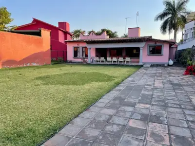 Casa en venta en Cuernavaca - foto 2