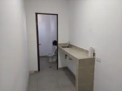 Local comercial en venta en Monterrey - foto 5