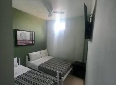 Hoteles y edificios en venta en Guadalajara - foto 4