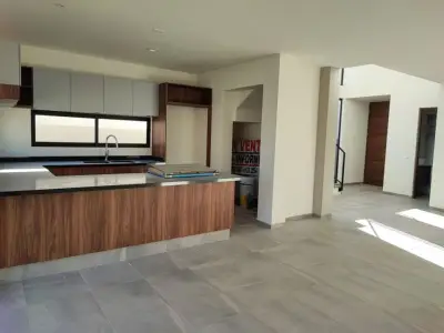 Casa en venta en Zapopan - foto 3