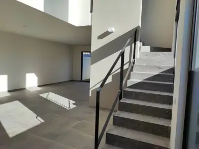 Casa en venta en Zapopan - foto 2