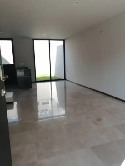 Casa en venta en Tlajomulco de Zúñiga - foto 3