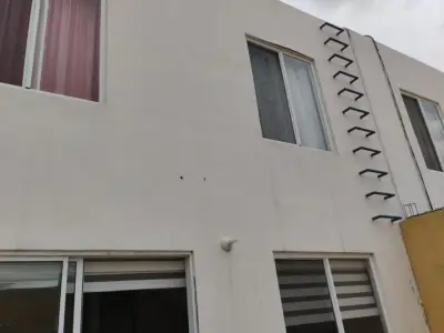 Casa en venta en Aguascalientes - foto 2