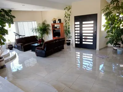 Venta casa en Bosque Esmeralda