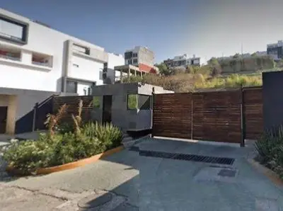 SE VENDE TERRENO DESCENDENTE EN VILA LOMA