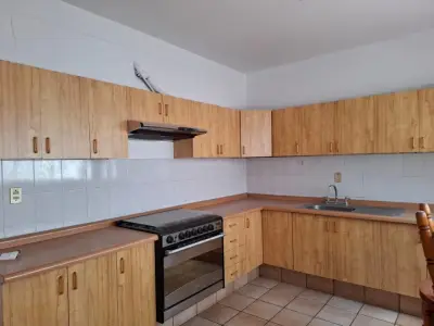 Casa en venta en Guadalajara - foto 3