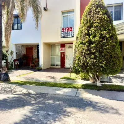 Perfecta recien remodelada Casa Venta en el Fracc. Loreto
