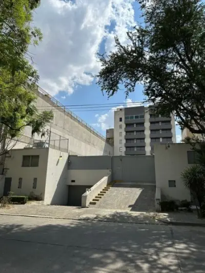 Hoteles y edificios en venta en Guadalajara - foto 2
