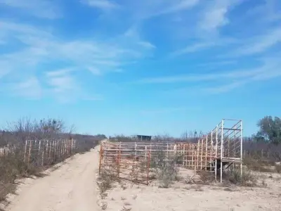 Rancho en venta en Anáhuac - foto 2
