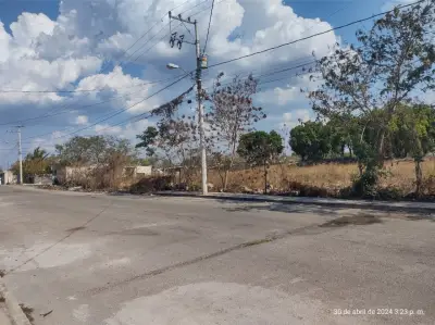VENTA DE TERRENO EN LA COL. EMILIANO ZAPATA SUR MERIDA YUC.