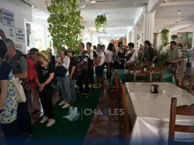 Hoteles y edificios en venta en Armería - foto 2