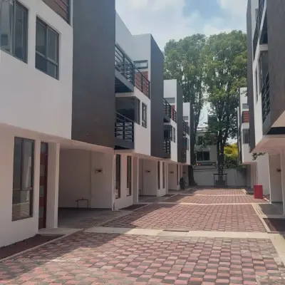 Casa en venta en Tlalpan - foto 2