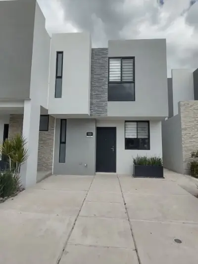 casa nueva en león. zona norte.