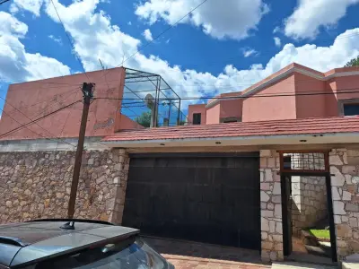 RESIDENCIA DE MARFIL VENTA $10´500,000.00