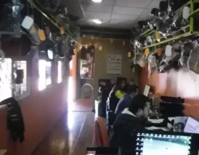 BODEGA COMERCIAL CON OFICINAS