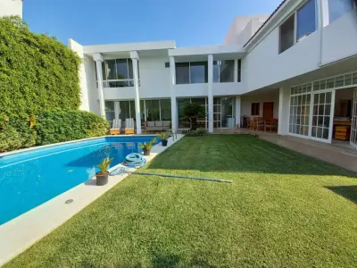 Linda casa Jiutepec alberca vacacion homme office