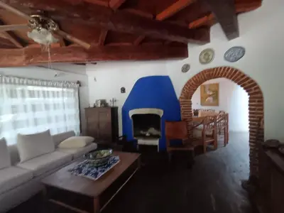 Oportunidad 1,388 m2 casa para remidelar en el Centro de tep