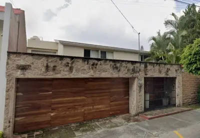 Casa en venta en Zapopan - foto 2