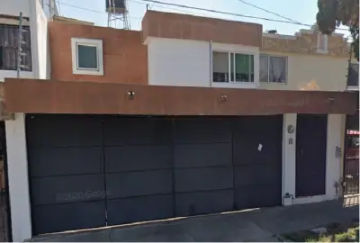 Casa en venta en Zapopan - foto 2