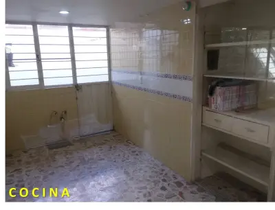 Casa en venta en Gustavo A Madero - foto 4