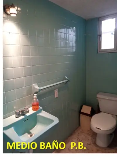 Casa en venta en Gustavo A Madero - foto 2