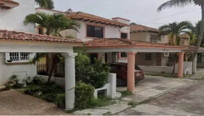 Casa en venta en Carmen - foto 2