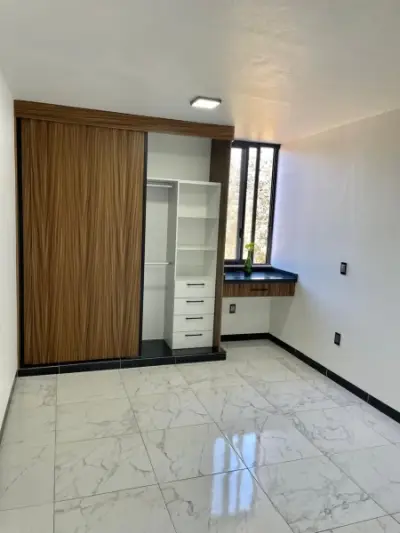Casa en venta en Zapopan - foto 2