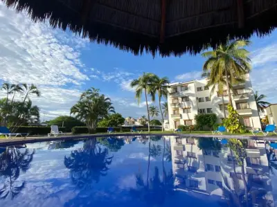 Departamento en las palmas Manzanillo/ incluye serv