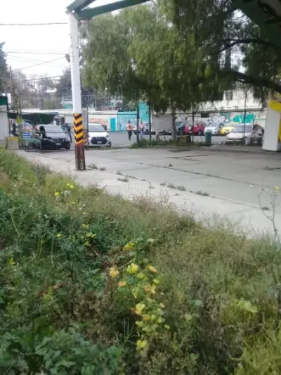 Venta de terreno, esquina cerca del Aeropuerto