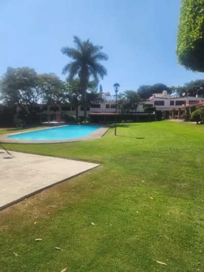 Casa en venta en Cuernavaca - foto 2