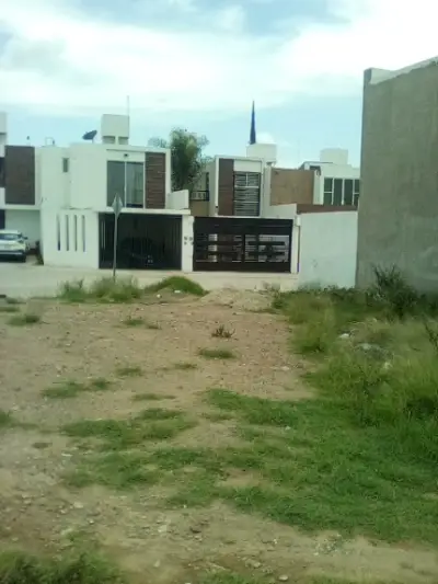 Terreno en venta en Aguascalientes - foto 2