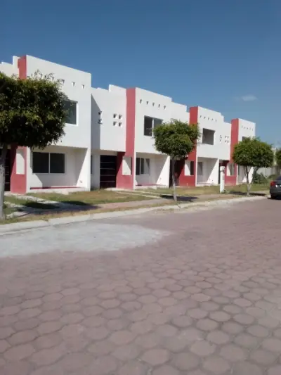Casa en venta en Celaya - foto 2