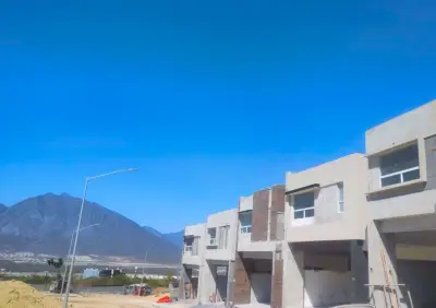 Casa en venta en García - foto 2
