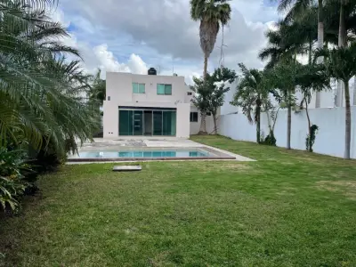 VENTA DE CASA DOS PLANTAS EN CONKAL MERIDA YUCATAN 