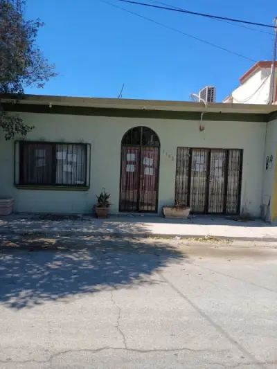 Casa en venta en Saltillo - foto 2